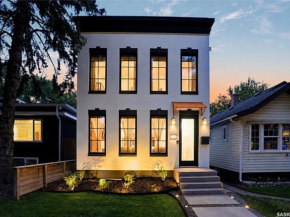 2nd image of 1029 Colony STREET
