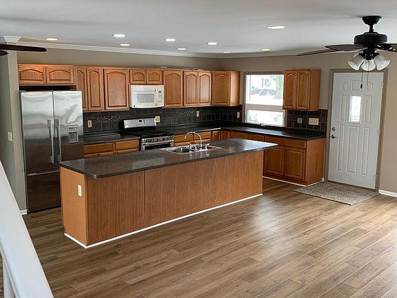 4th image of 23231 Lynnhurst St #1