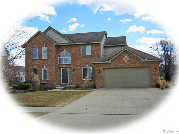 1st image of 3045 Pheasant Run East Dr