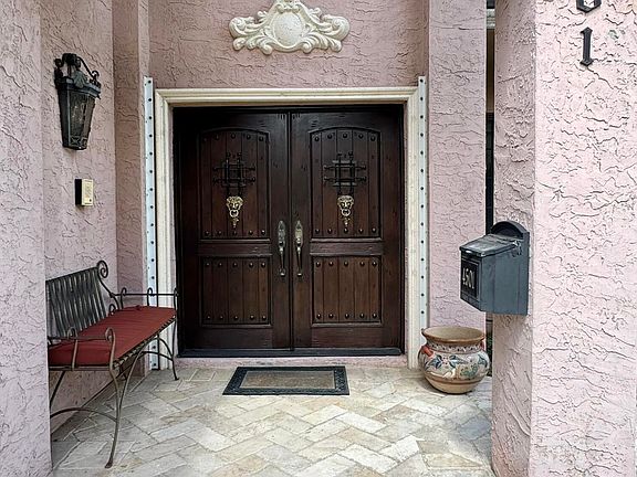 5th image of 4501 SW 10th Street