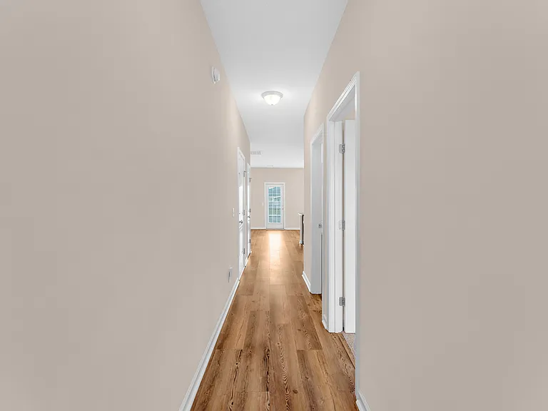 139 W West Winn Ave — Photo 6