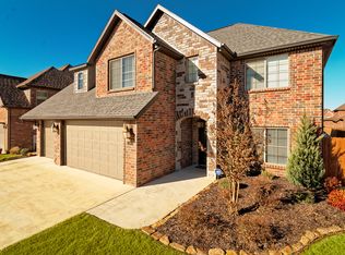 1704 SW Hayfield Ave, Bentonville, AR 72713