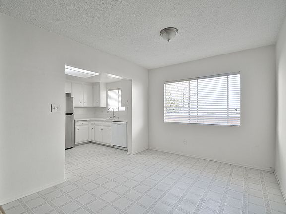 4th image of 2120 Ernest Ave APT B
