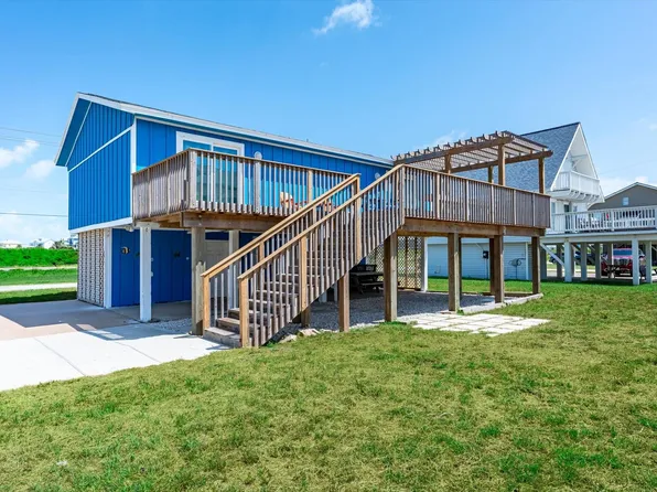 21211 Gulf Dr, Galveston, TX 77554