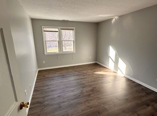 74 Tennis #31, Dracut, MA 01826