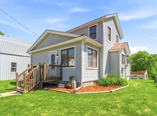 401 W Water STREET, Cascade, WI 53011