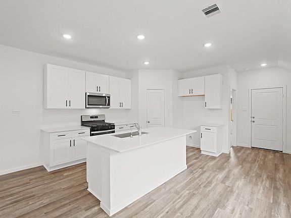 3rd image of 3009 Teal Breeze Ln