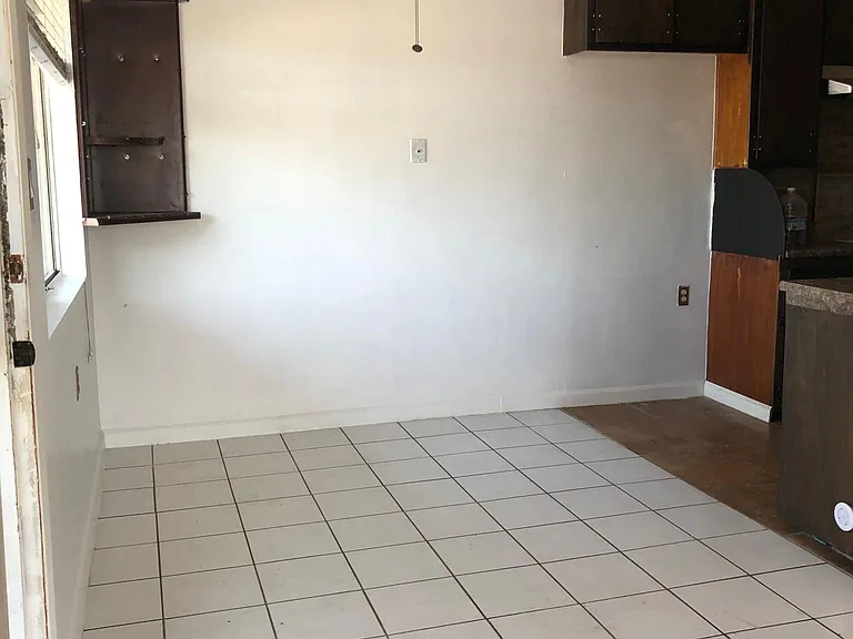 8628 Virginia Ave #C — Photo 2