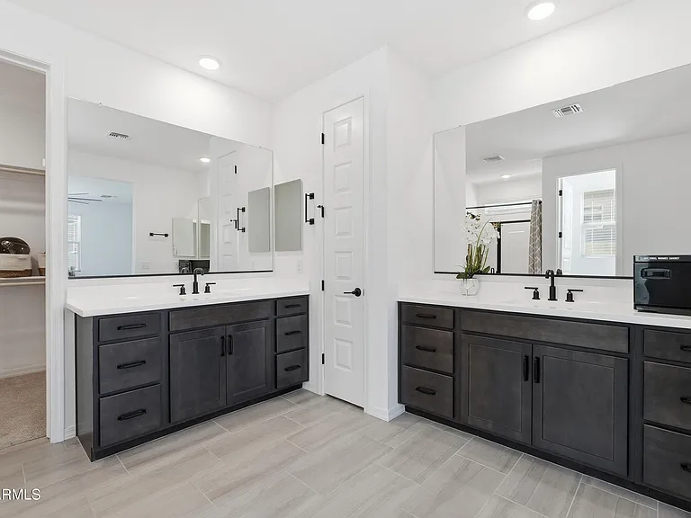 4650 W Gilbert Ct — Photo 19