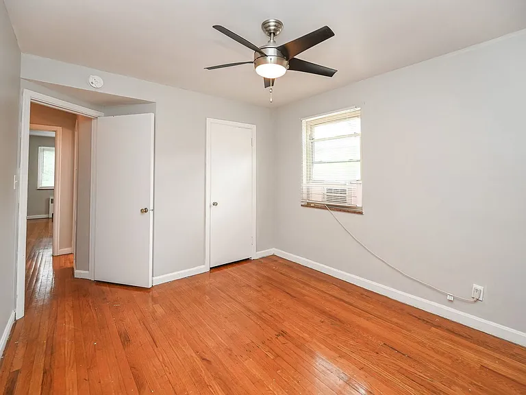 203 Loraine Ave #4 — Photo 10
