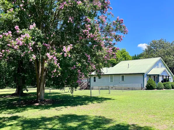 2576 Park Rd, Fountain Inn, SC 29644