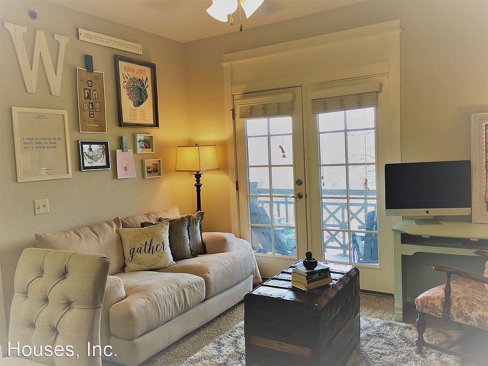 1st image of 705 W Douglas St #4876384