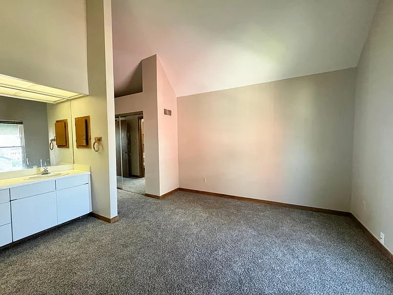 3806 Pennsylvania Ave — Photo 11