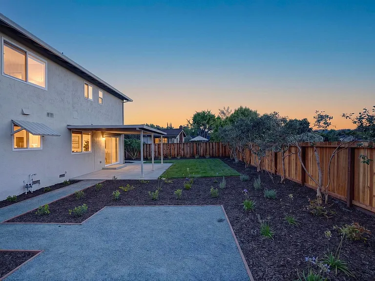 611 Rock Oak Rd — Photo 41