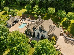 948 Little Coal River Rd, Alum Creek, WV 25003