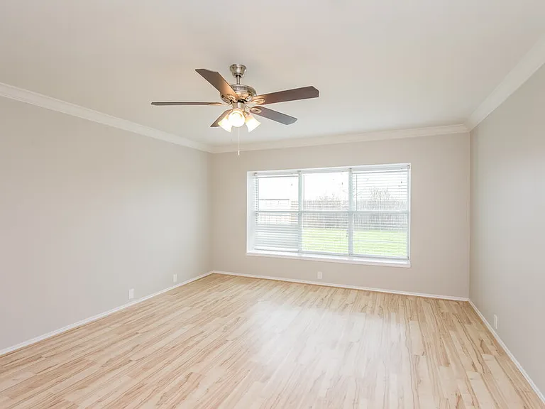 4521 Napa Valley Dr — Photo 10