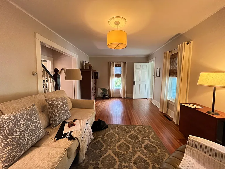 17 Anderson St — Photo 2