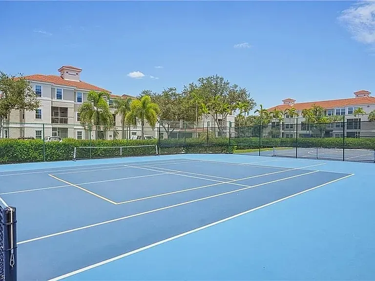 23640 Walden Center Dr #206 — Photo 26