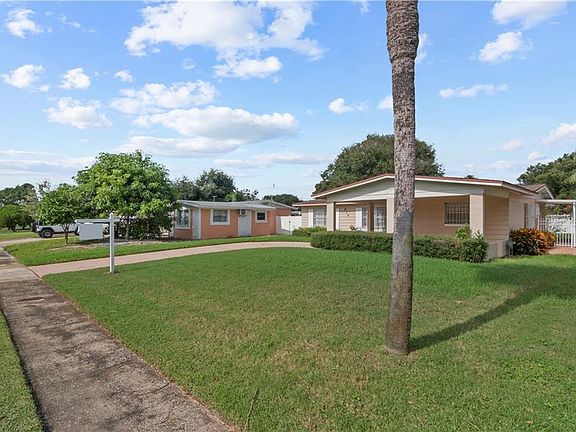 2nd image of 839 Evangeline Ave