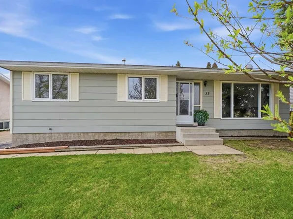 35 W Ayers Ave, Red Deer, AB T4R 1G3