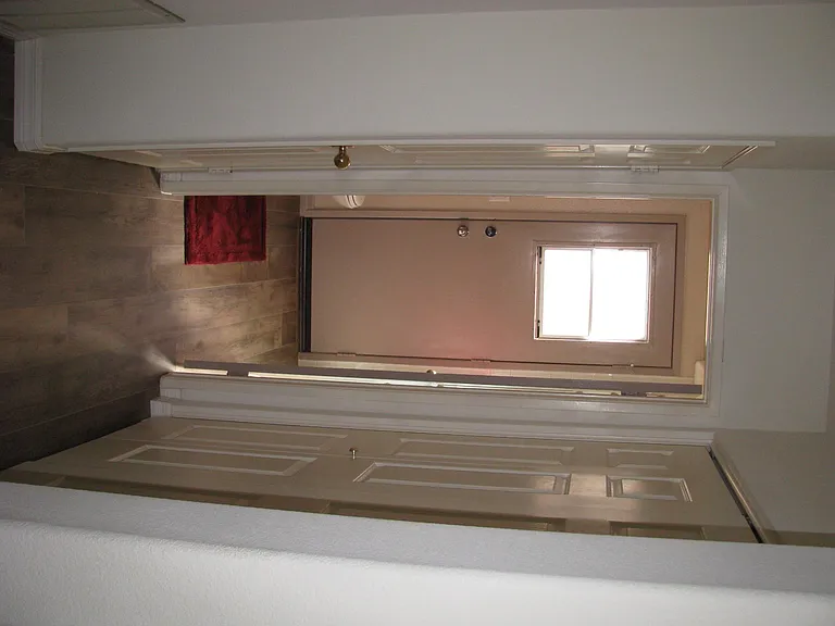 400 Peachtree Ct — Photo 8