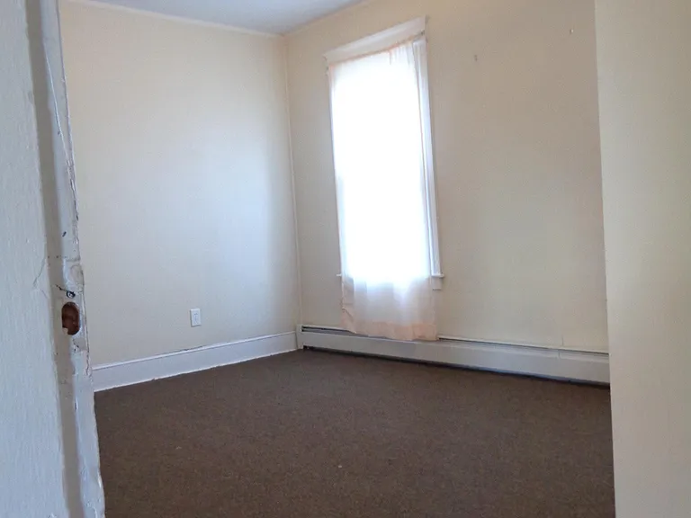 69 Brewster St #3 — Photo 11