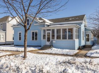1642 Kane St, La Crosse, WI 54603
