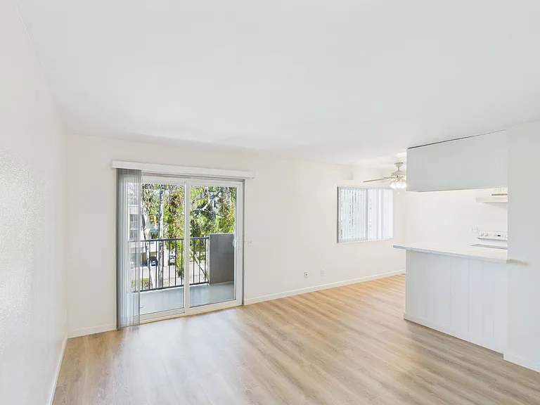 298 Eddie Dr — Photo 23