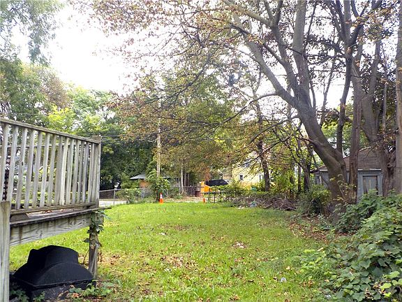 5th image of 92 Avenue D
