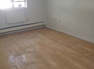 (Undisclosed Address), College Pt, NY 11356
