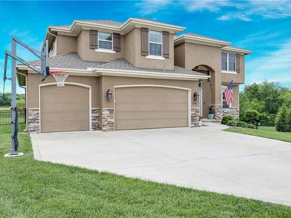 508 Lasley Branch Ct, Raymore, MO 64083