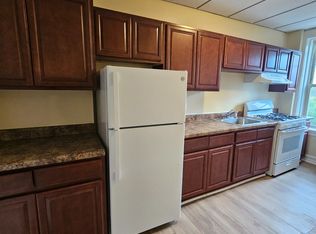 1525 Chapel St #403A, New Haven, CT 06511