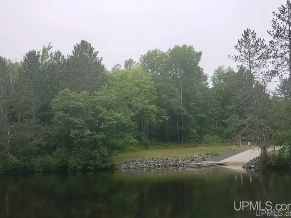 Angelo Rd, Florence, WI 54121