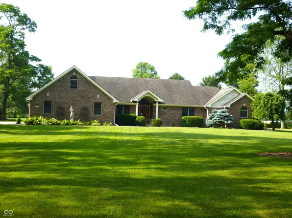 1471 E Gilmore Rd, Markleville, IN 46056