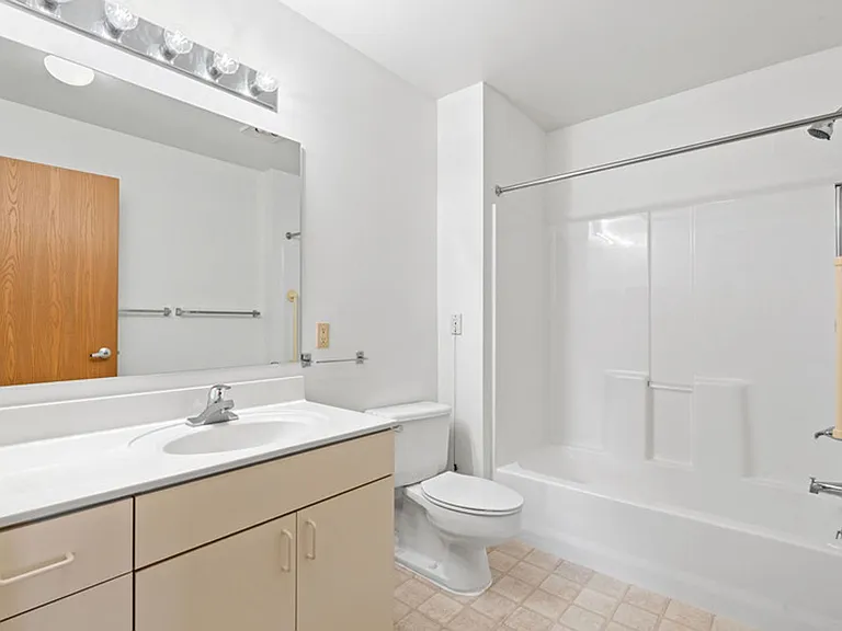 1085 Jaystone Ter — Photo 20