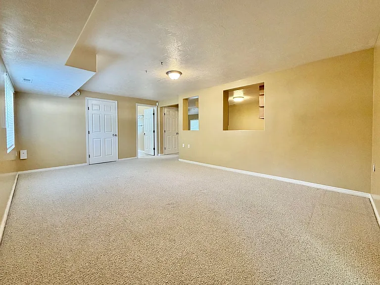 4772 W 9070 S — Photo 22