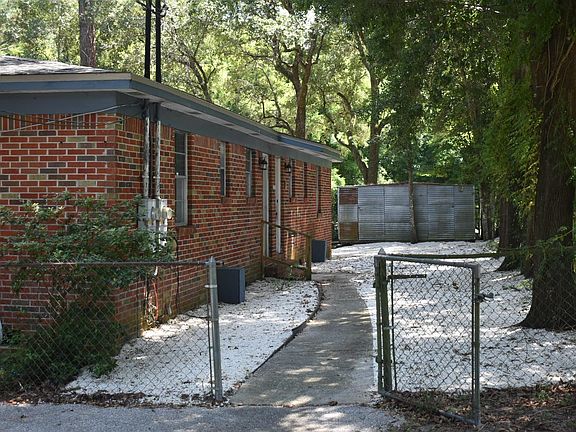 2nd image of 1253 Johnson Ave #A