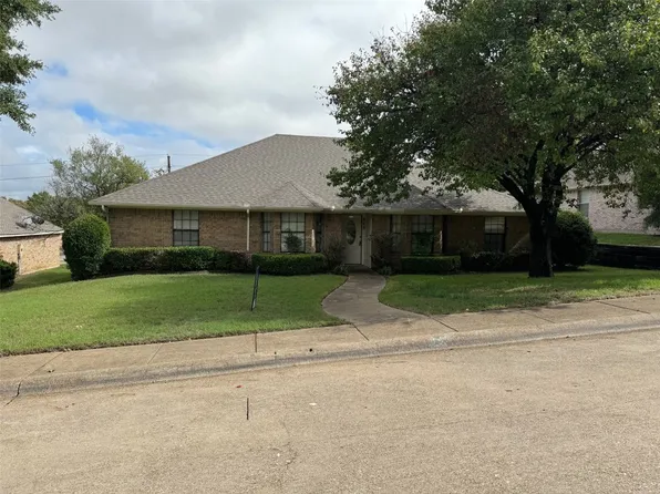 849 Robin Meadow Dr, Desoto, TX 75115