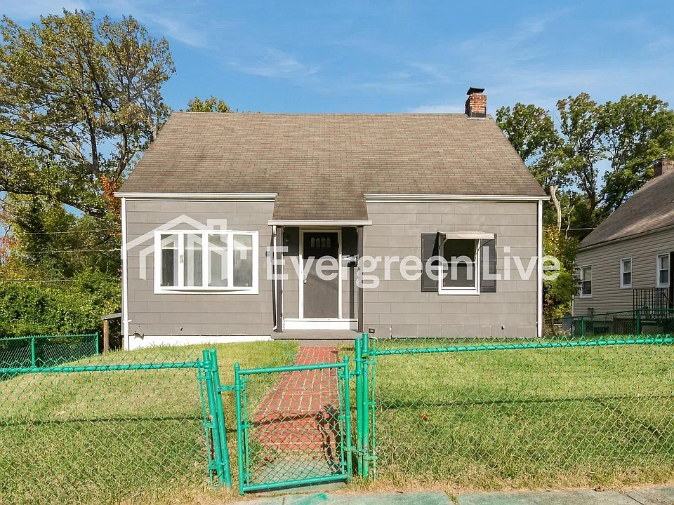 2712 Gwynnmore Ave