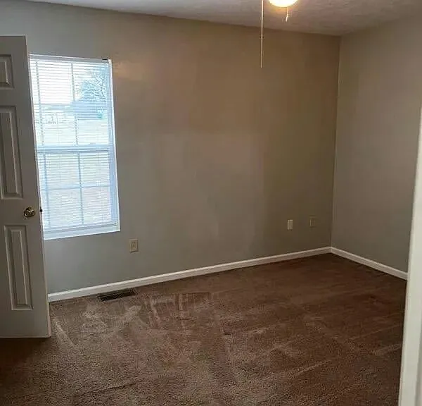 7184 Cedar Hill Rd — Photo 2