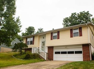 22 Berkley Dr, Athens, OH 45701