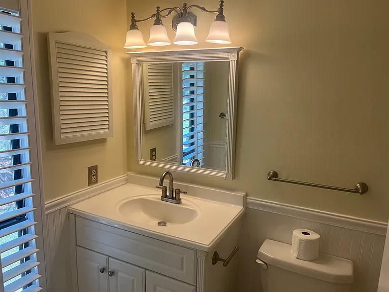 3100 Heathstead Pl #H — Photo 10