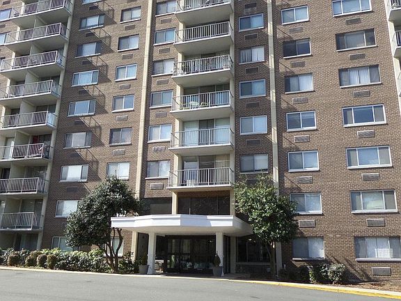 2nd image of 2059 Huntington Ave APT 1408