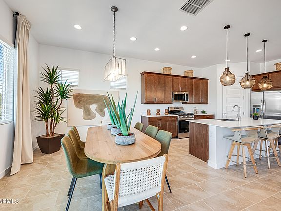 4th image of 25877 N 76TH Avenue