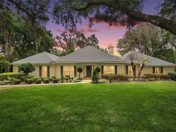 33746 Spring Dr, Leesburg, FL 34788