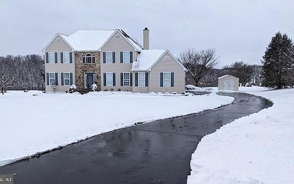 2nd image of 105 Preston Rd