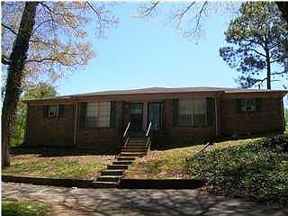 1st image of 424 Sequoia Dr