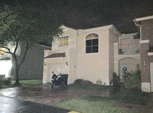 16025 SW 86th Ln, Miami, FL 33193