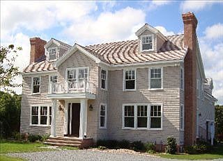 1st image of 10 Montauk Ave