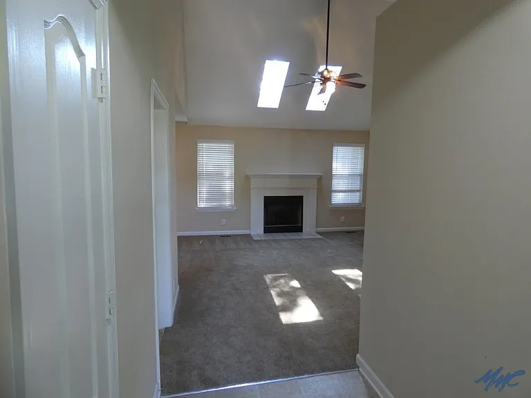 419 Conhocken Ct — Photo 11